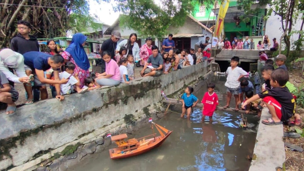 Lomba Balap Perahu di Kediri, Kampanye Jaga Kebersihan&nbsp;Sungai