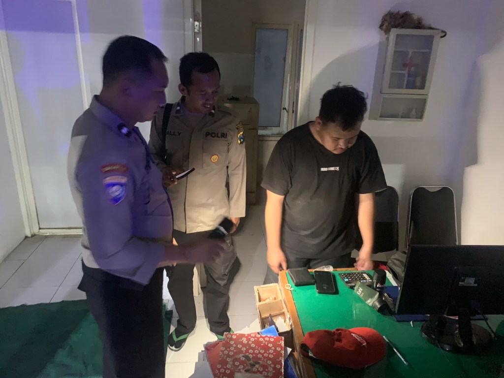 Perampok Satroni SPBU Pandantoyo Kediri, Sekap Karyawan Gasak Uang Puluhan&nbsp;Juta