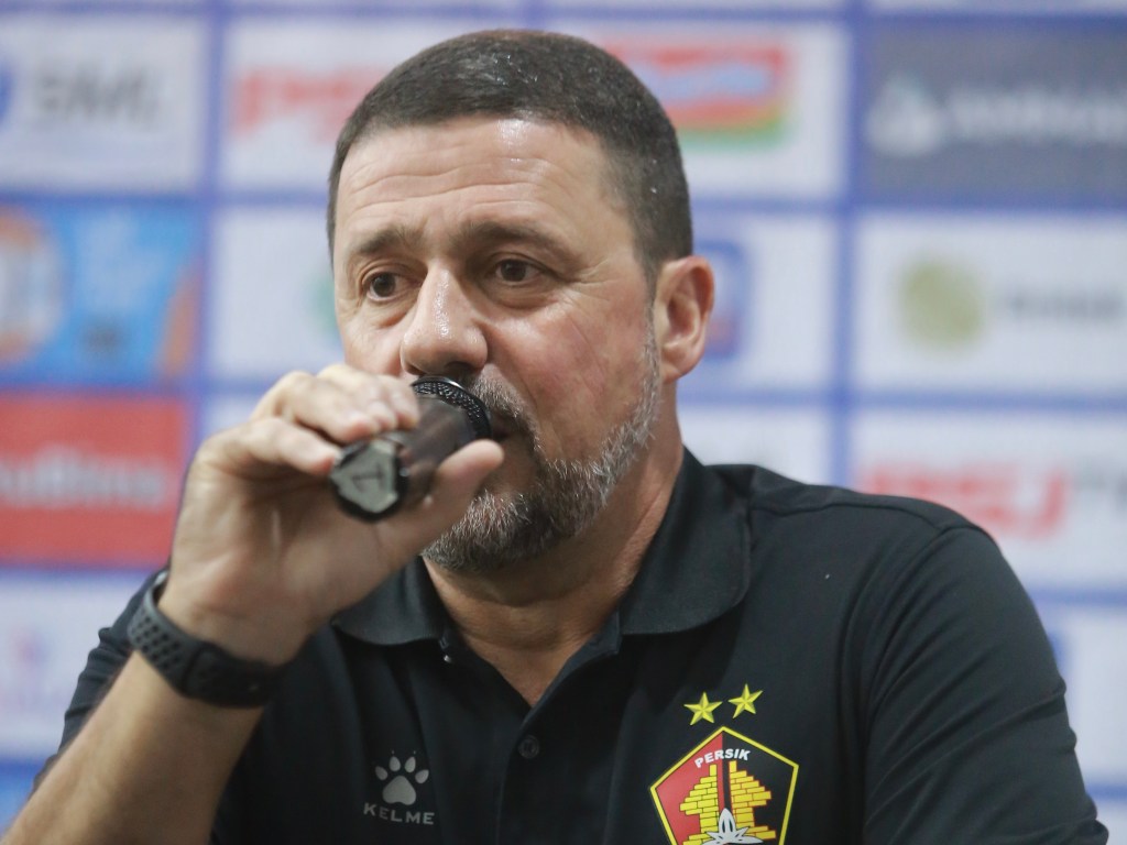 Soal Nasibnya di Persik Kediri, Marcelo Rospide: Tanya ke Arthur&nbsp;Irawan