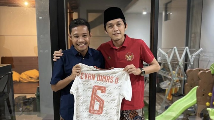 Persik Kediri Jawab Rumor Transfer Evan Dimas yang Semakin Kencang 
