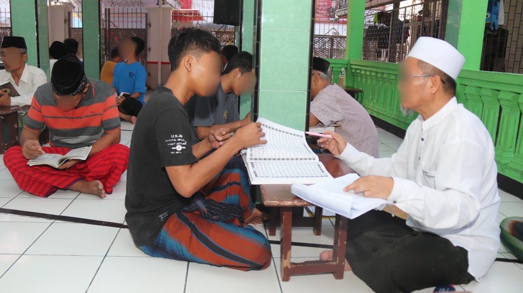 Napi Teroris di Lapas Kediri jadi Guru&nbsp;Ngaji