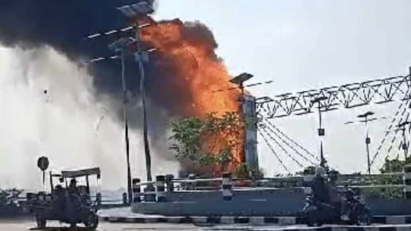 Penyebab Kebakaran Jembatan Brawijaya&nbsp;Kediri