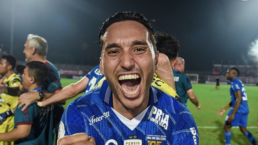 Persik Kediri Jawab Rumor soal Ezra&nbsp;Walian