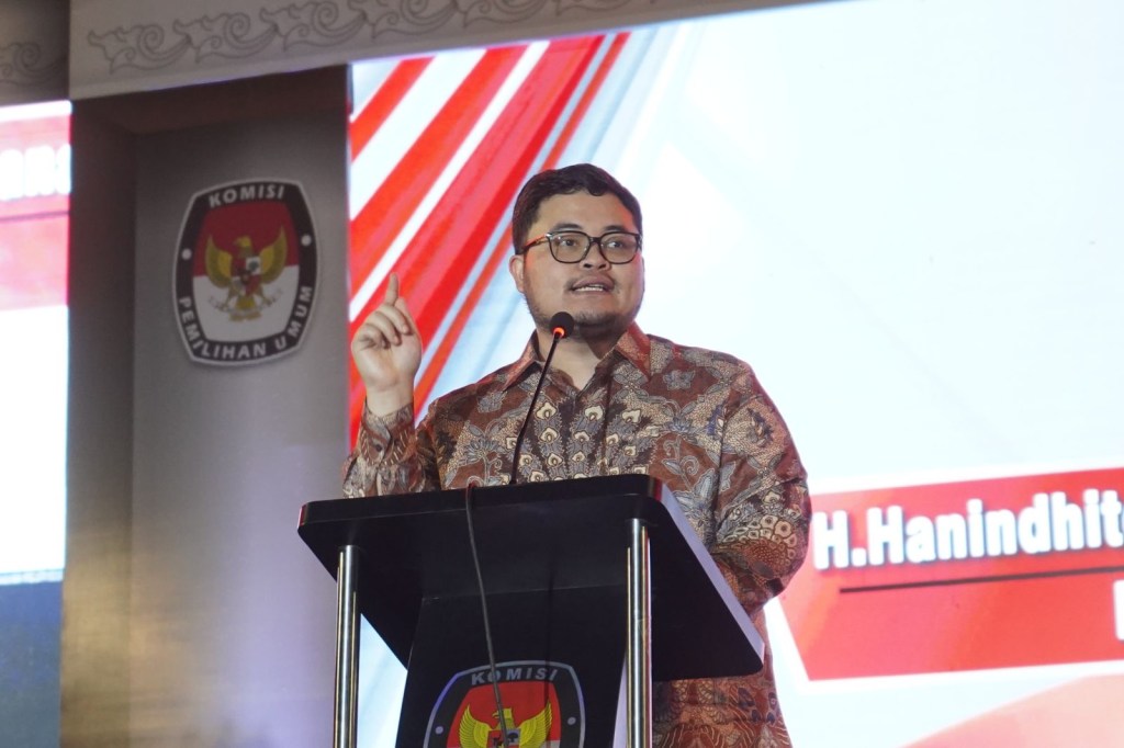 Pilkada 2024, Mas Dhito: Pilih Pemimpin Jangan Coba-Coba, Lihat Track Recordnya 