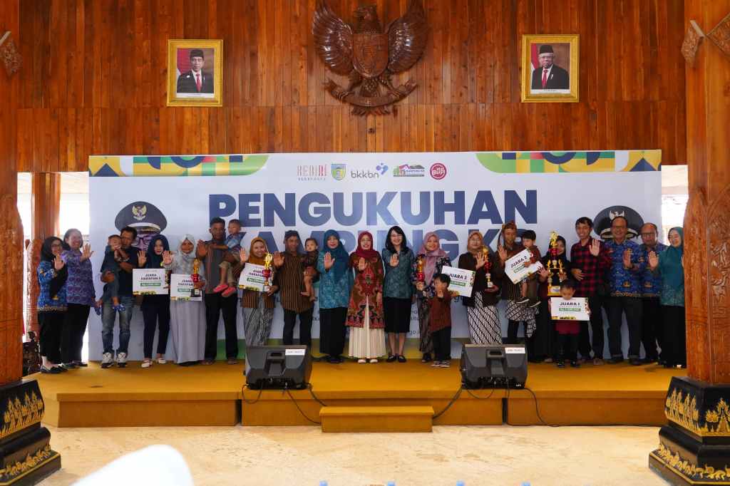 Pemkab Kediri Kukuhkan Ratusan Kampung Keluarga&nbsp;Berkualitas