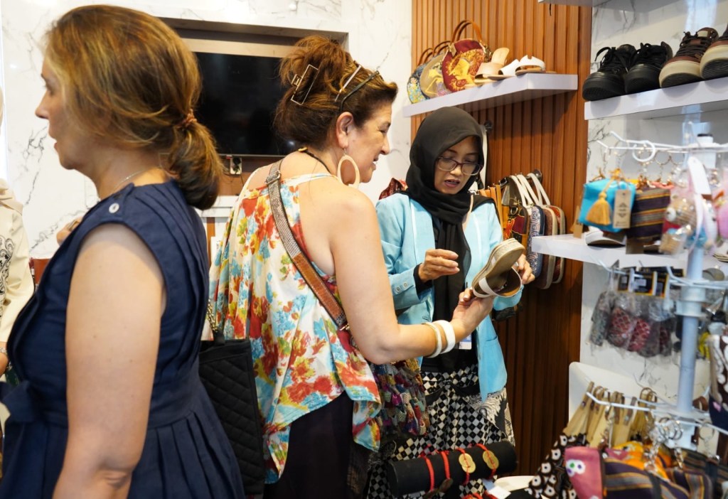 Pemkab Kediri Angkat Karya Anak Muda di Inacraft&nbsp;2024