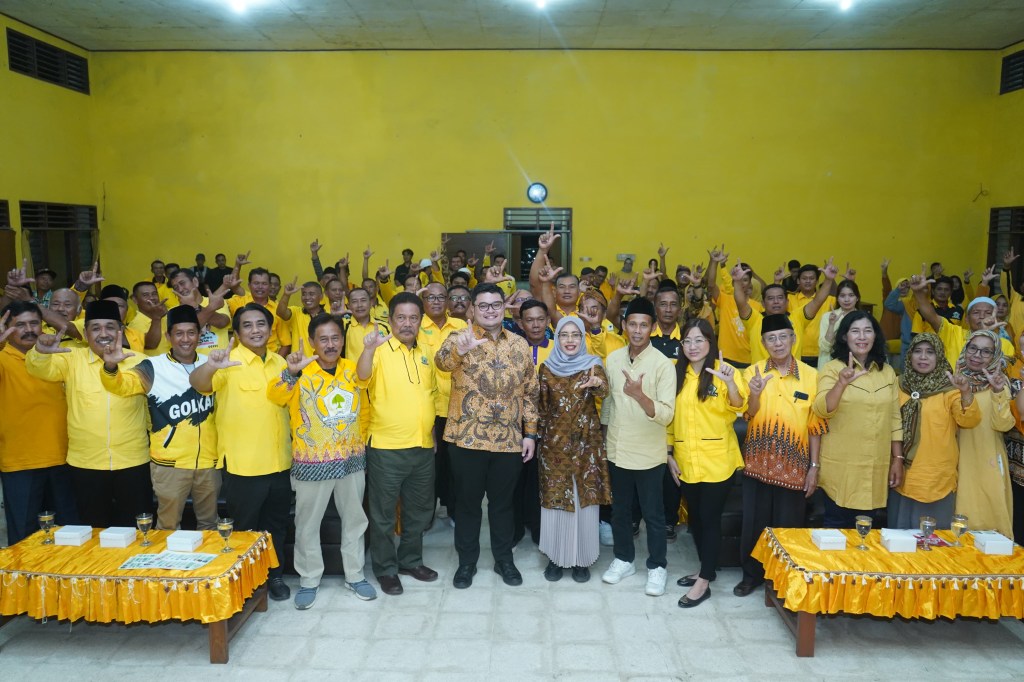 Optimalkan Kerja Mesin Partai, Golkar Optimis Menangkan Pasangan&nbsp;Dhito-Dewi