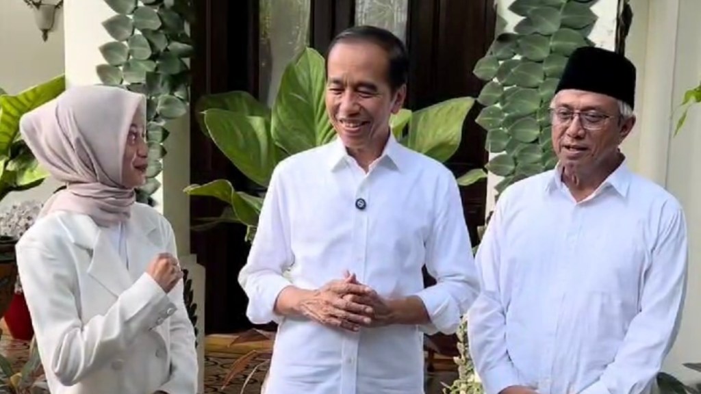 Jokowi Titipkan Kota Kediri ke Mbak Vinanda – Gus&nbsp;Qowim