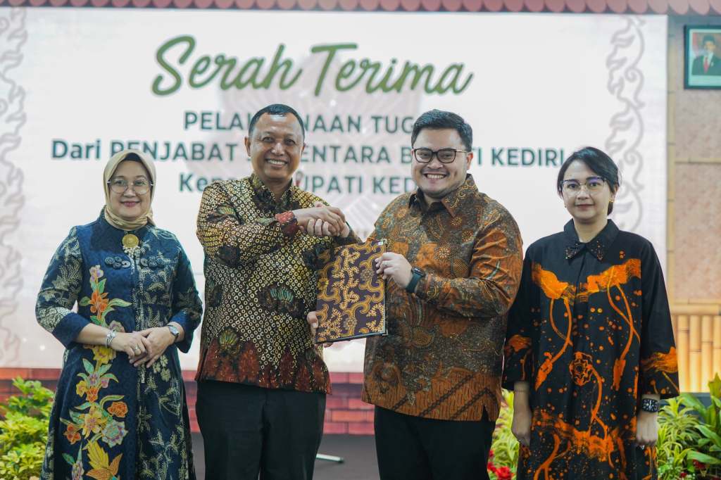 Pasca Serah Terima Jabatan dari Pjs Bupati, Mas Dhito Aktif Kembali Menjabat Bupati&nbsp;Kediri