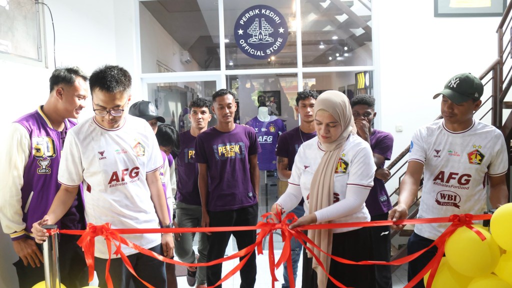 Persik Kediri Buka Official Store, Intip Koleksi dan Promo&nbsp;Menariknya