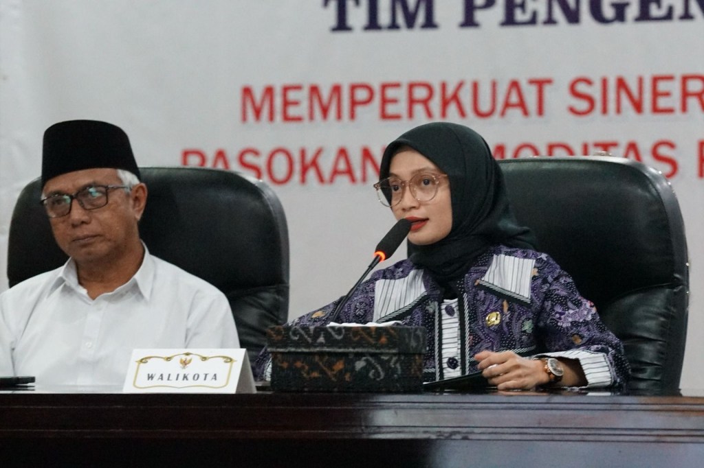 Mbak Wali Kota Kediri Paparkan Strategi Pengendalian Inflasi Pada High Level Meeting&nbsp;TPID