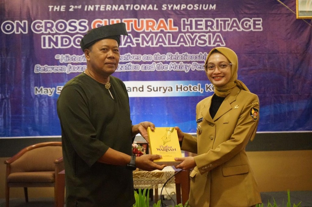 Mengikuti International Symposium, Kolaborasi UNP Kediri dengan Institusi Terkemuka&nbsp;Malaysia