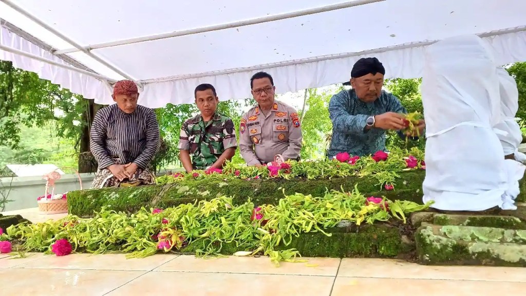 Tradisi Bersih Dam Bagong Tetap Khidmat Tanpa Kehadiran&nbsp;Bupati