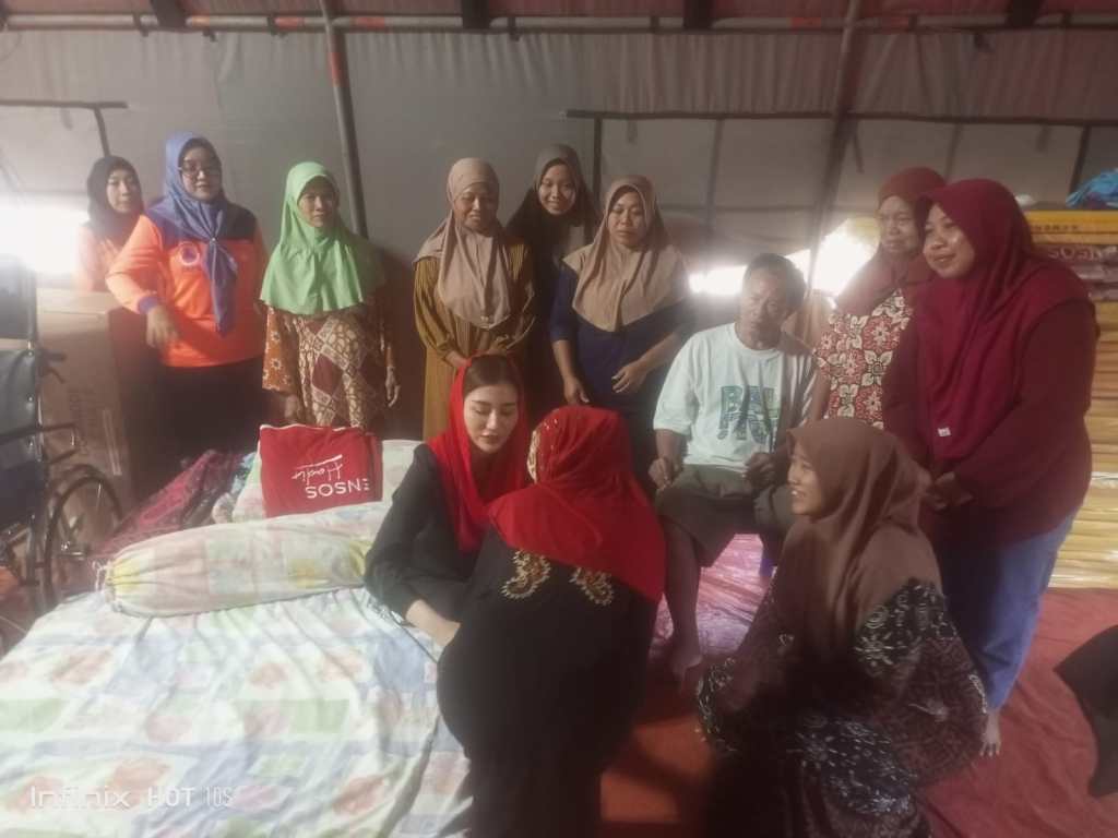Novita Hardini, Anggota DPR RI, Salurkan Bantuan dan Motivasi bagi Korban Pasca-Banjir di&nbsp;Trenggalek