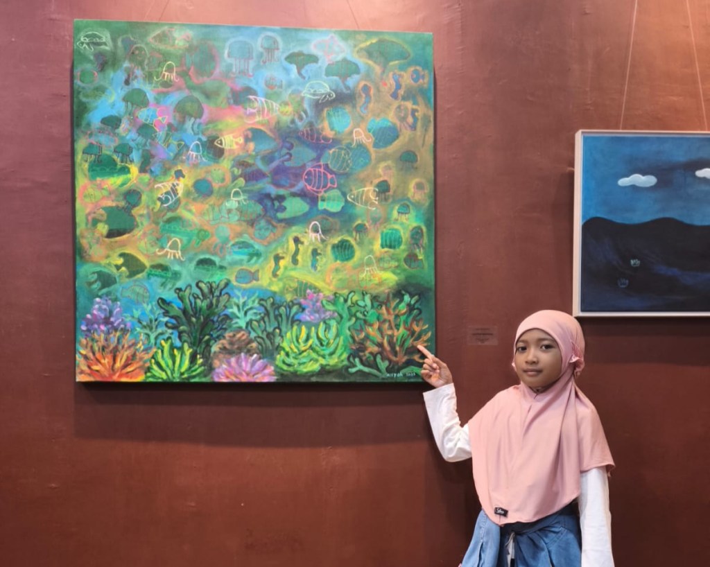 Pelukis Cilik Asal Gresik, Aisyah Hilya Gelar Pameran Tunggal The Colour of&nbsp;Journey