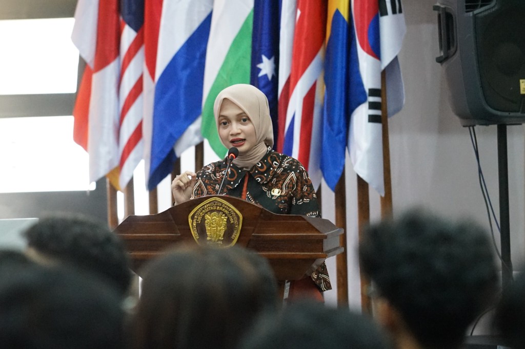 Mbak Vinanda Jadi Pembicara TALKVO 2025, Tekankan Pentingnya Advokasi dalam Kebijakan&nbsp;Berkeadilan