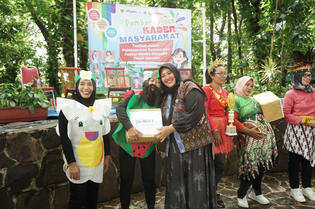 Kader Kesehatan UPT Puskesmas Pesantren 2 Dapat Suntikan Semangat dari Ning&nbsp;Faiq