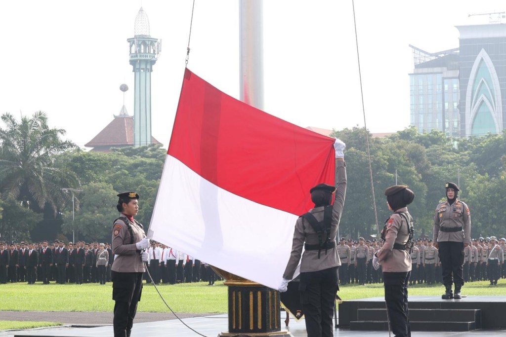 Polda Jatim Peringati Hari Ibu Tekankan Peran Strategis Perempuan Menuju Indonesia Emas&nbsp;2045
