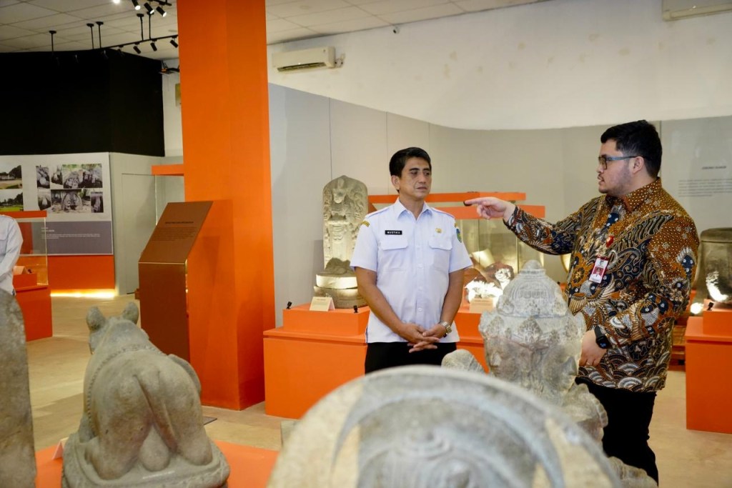 Kunjungi Kantor Baru Disparbud, Mas Dhito Beri Masukan Operasional Museum