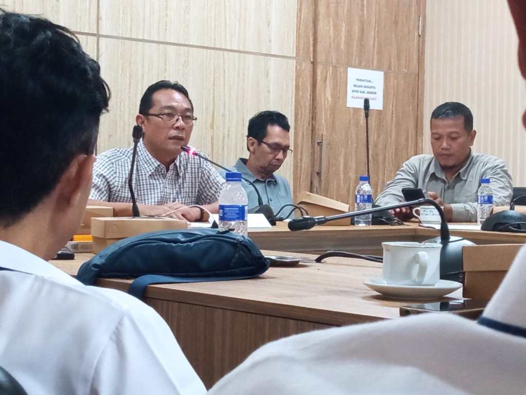 Kontraktor di Jember Sambat ke DPRD Harga Material&nbsp;Naik