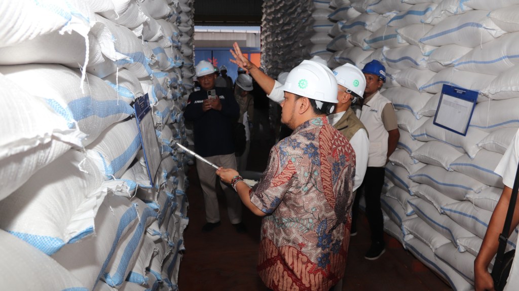 Komisi III DPR RI Cek Stok dan Kualitas Beras di Gudang Bulog Candirejo&nbsp;Nganjuk