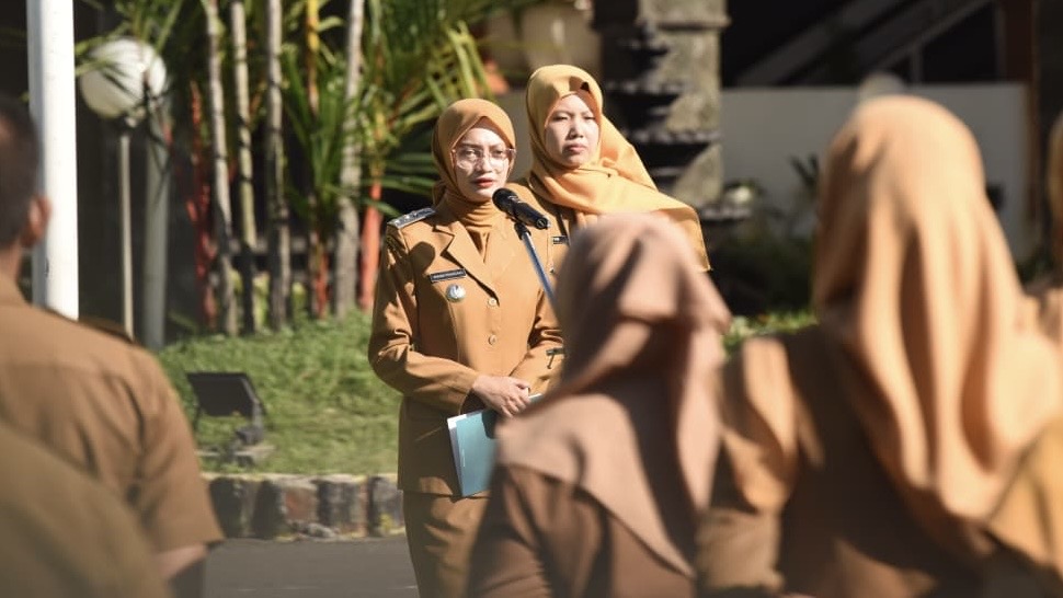 Puluhan PNS Kota Kediri Naik Pangkat, Mbak Vinanda Tekankan Peningkatan&nbsp;Pelayanan