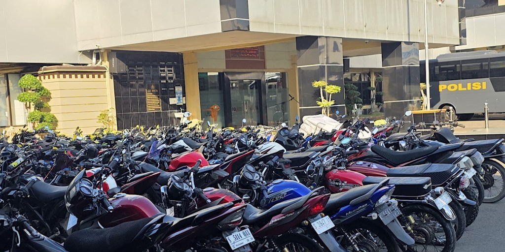 Bising dan Bikin Resah, 21 Motor Berknalpot Brong Terjaring Patroli di Babat&nbsp;Lamongan