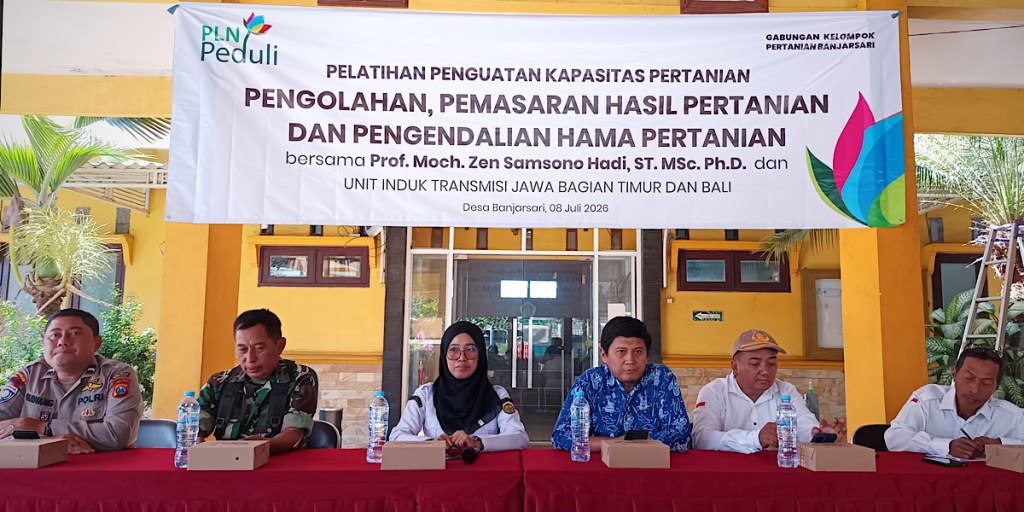 PLN Beri Pelatihan Pertanian Berbasis Electrifying Agriculture di Banjarsari&nbsp;Gresik