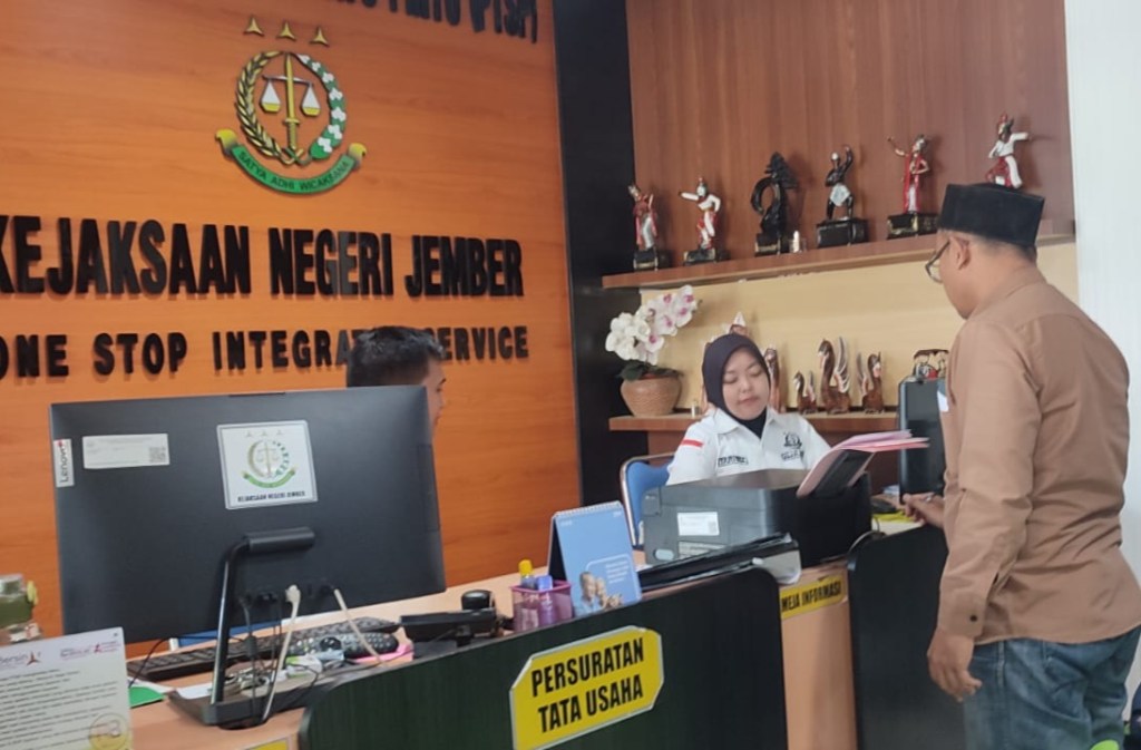 Warga Rowo Indah Laporkan Kades ke Kejari atas Dugaan Korupsi Dana&nbsp;Desa