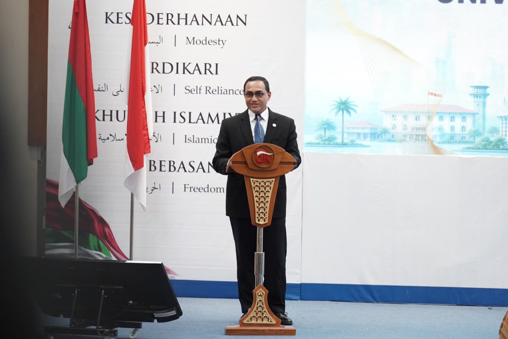 OJK Perkuat Literasi Pasar Modal Syariah di Universitas Darussalam&nbsp;Gontor