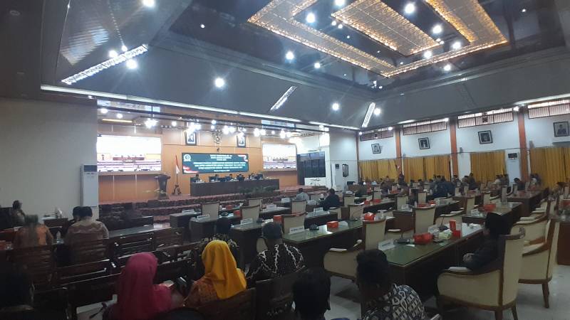 Rapat Paripurna ke 29, Bupati Demak Sampaikan Nota Pengantar Raperda APBD&nbsp;2027