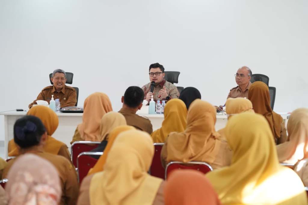 Mas Dhito Dorong Pembentukan Satgas Kesehatan Tingkat&nbsp;Kecamatan