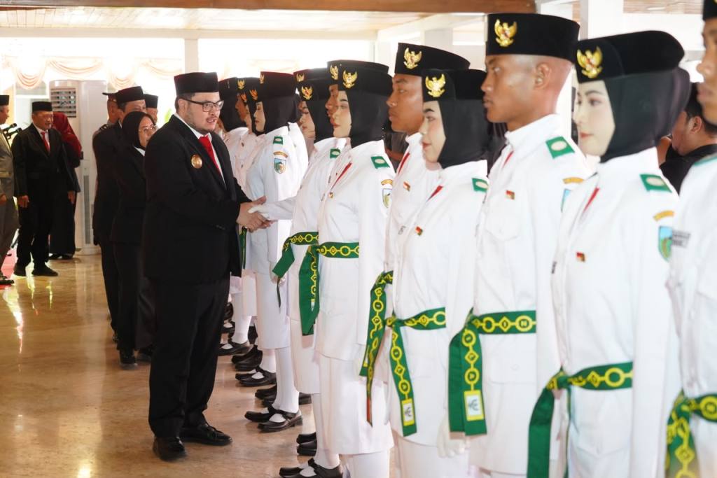 Bupati Kediri Kukuhkan Paskibraka: Jadilah Contoh dan Jaga Ideologi Pancasila